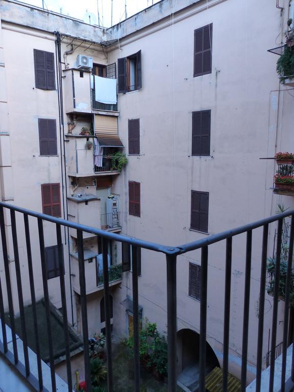 רומא Between Termini & Colosseo מראה חיצוני תמונה